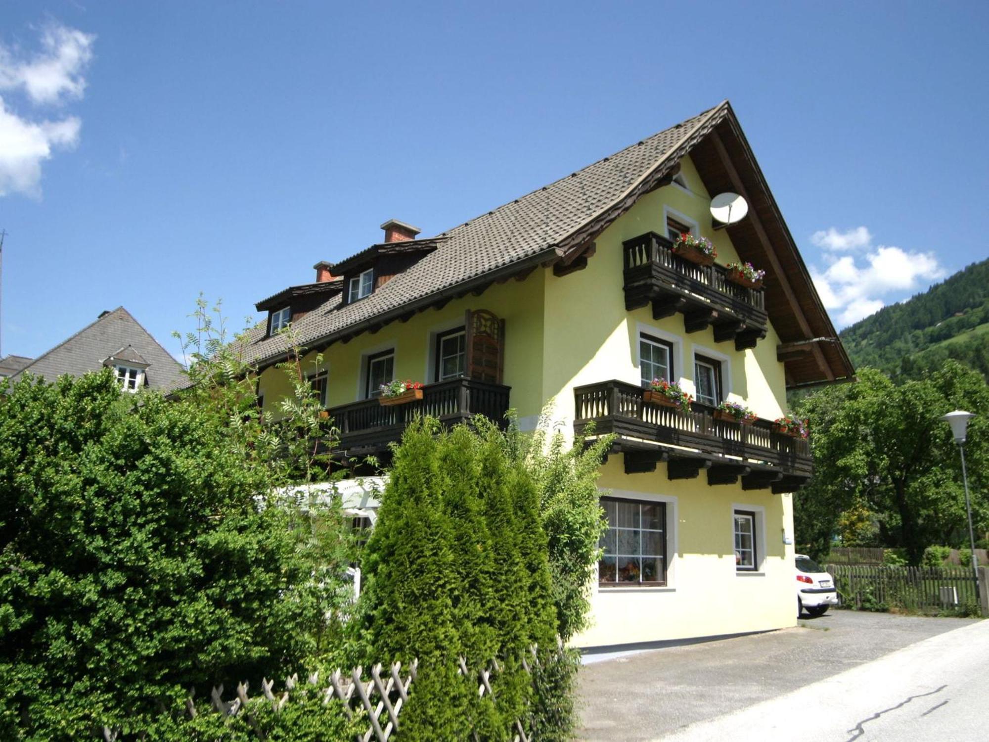 Apartment In Feld Am See With Lake Access Bagian luar foto